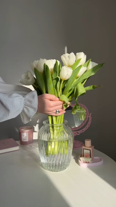 The Flower of love