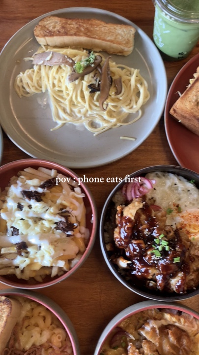 pov phoneeatsfirst