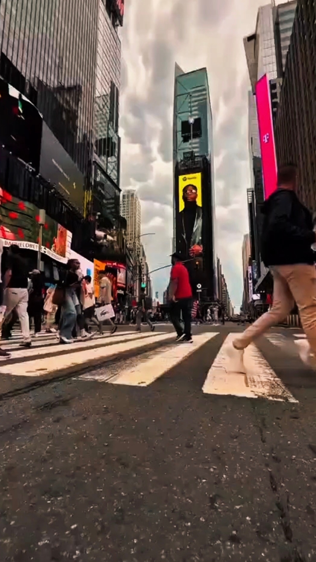 City vlog vibes
