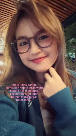 mata kamu cantik