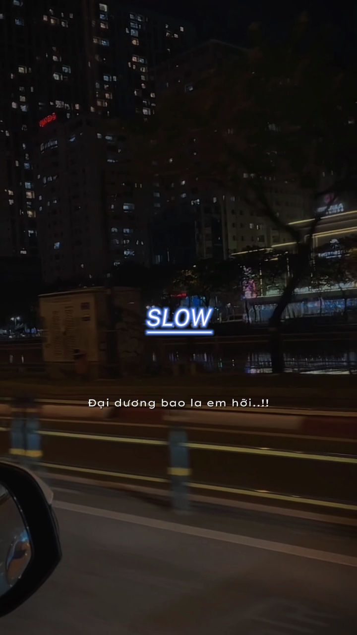 Slow màu