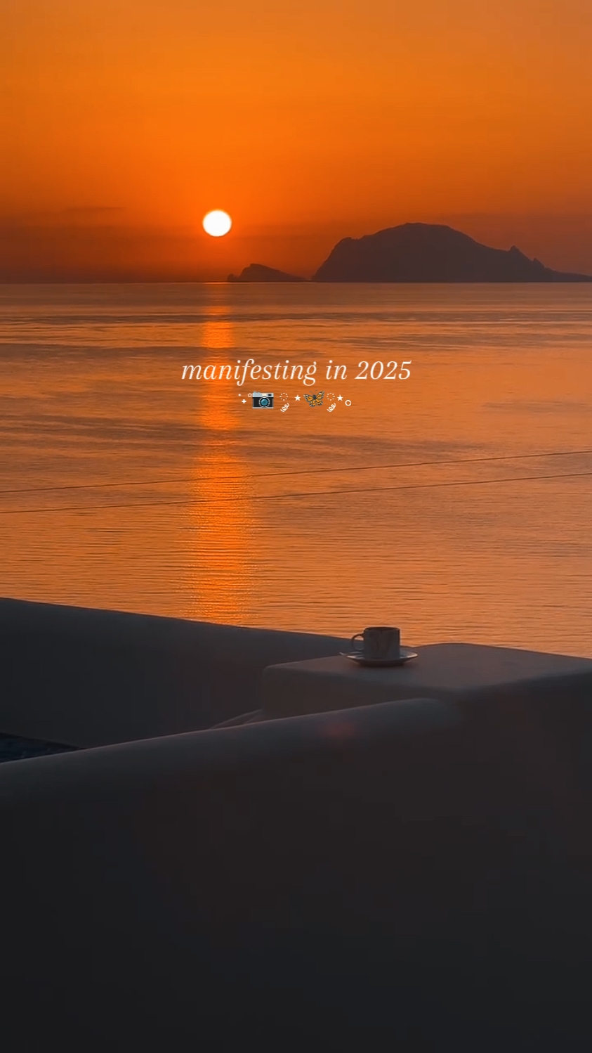MANIFESTING IN 2025