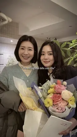 Về mẹ nuôi