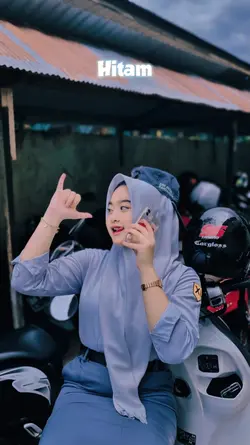 hitam hitam manis