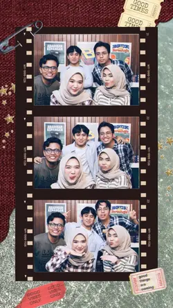 Friends photobooth