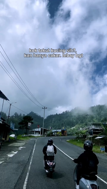 emang hanya cakar? 