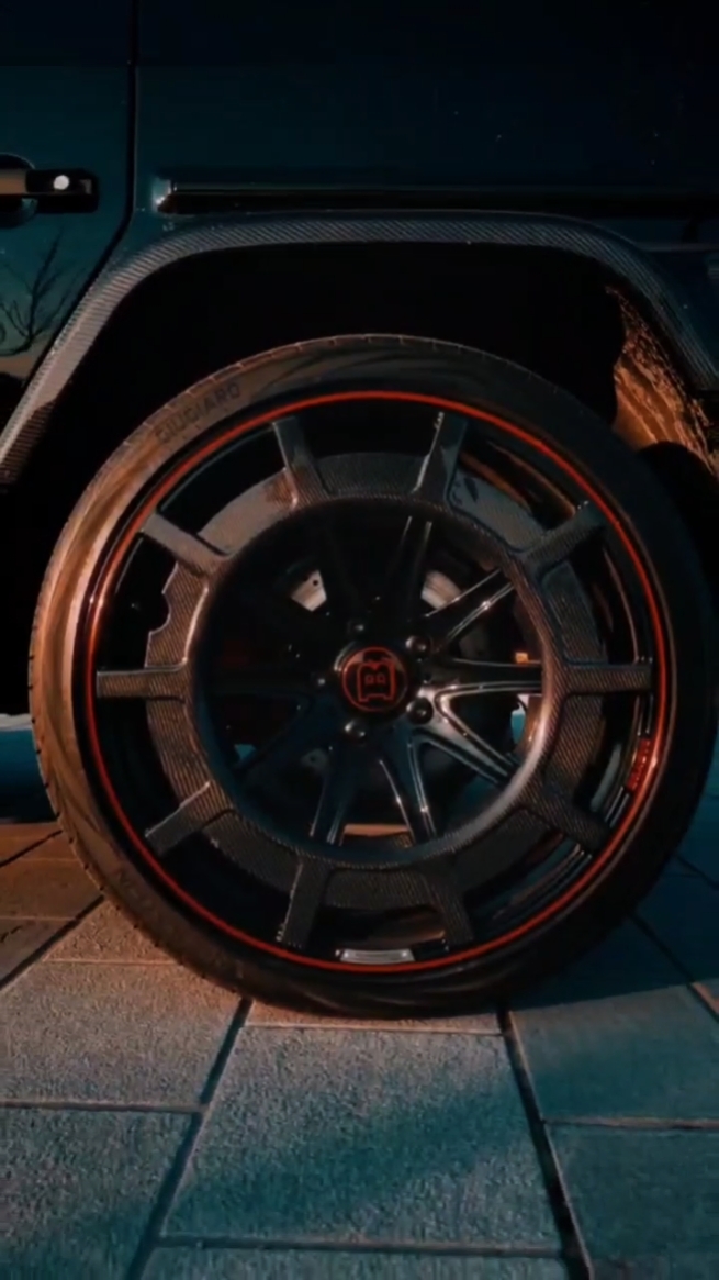 CINEMATIC CAR