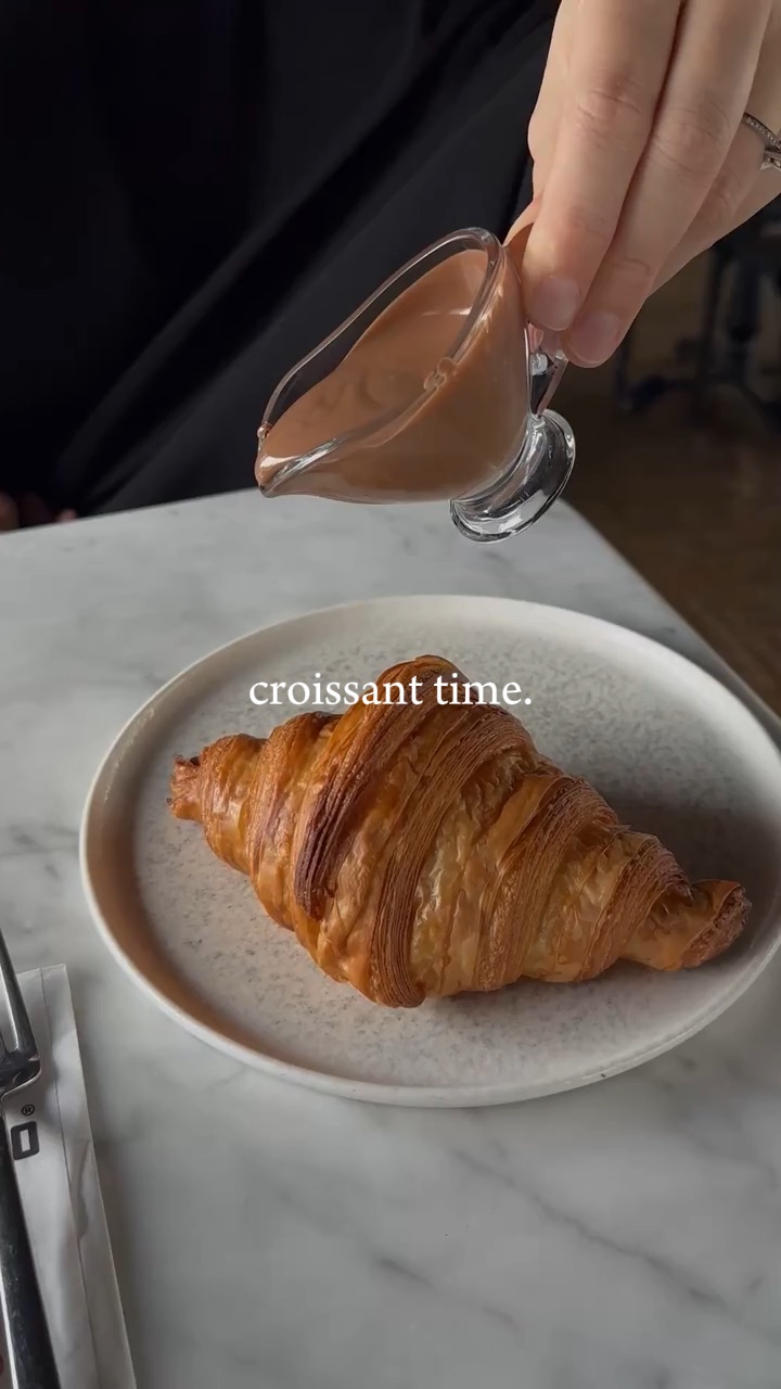 croissant time