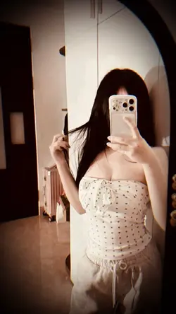 MẪU TRUNG CUỐN