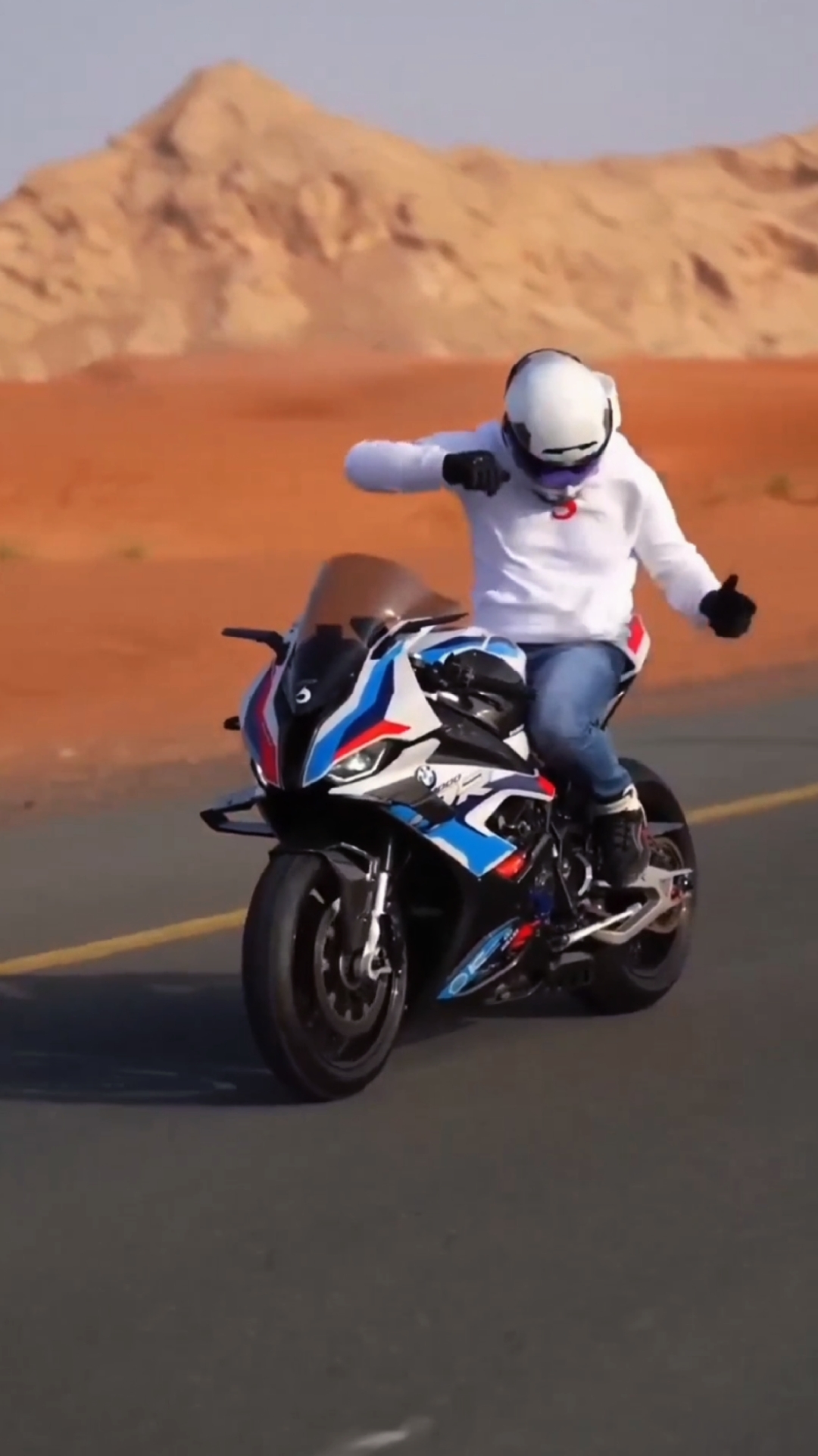 Motocicleta en cámara lenta