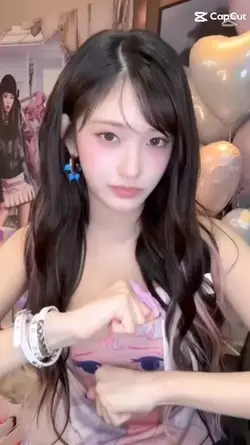 할머니 왜 이렇게 잘 추세요...