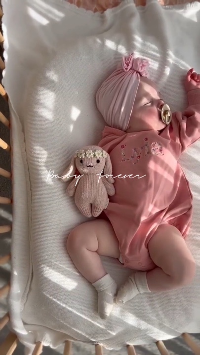 Kız bebek 