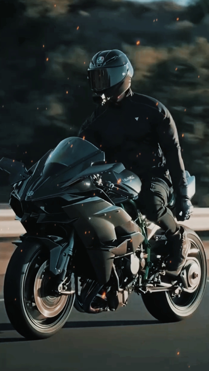 MOTO TENDANCE 