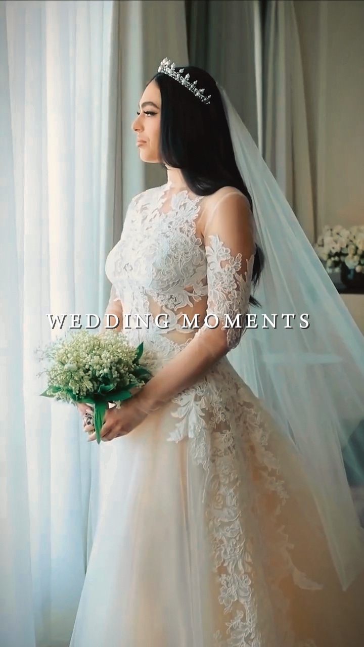 wedding moments