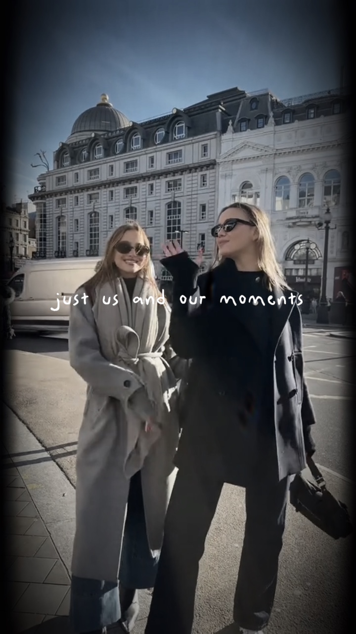 friends moments