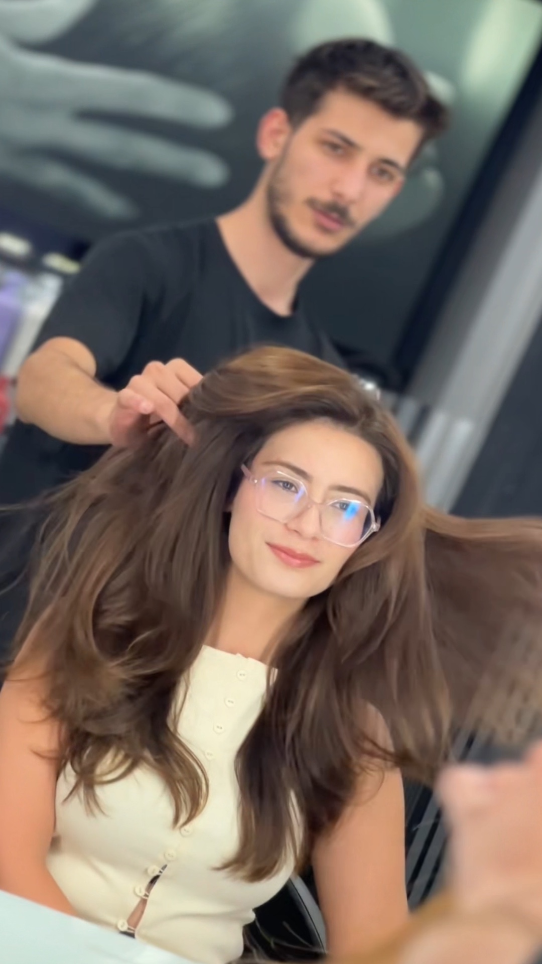 Hair artist