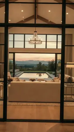 From Curb to Sunset: Luxe Home Tour