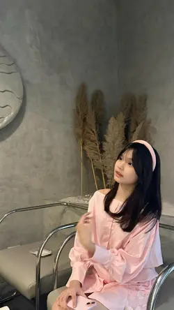 2pics QT33128091937