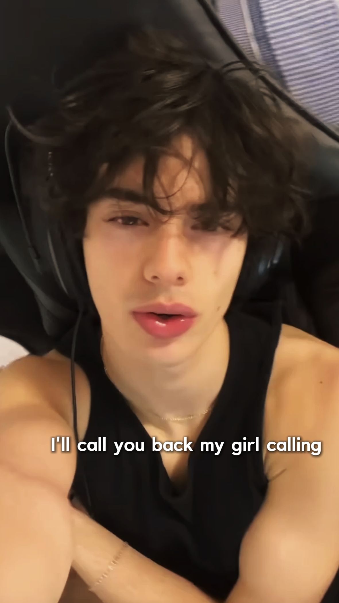 KIZ ARAMA