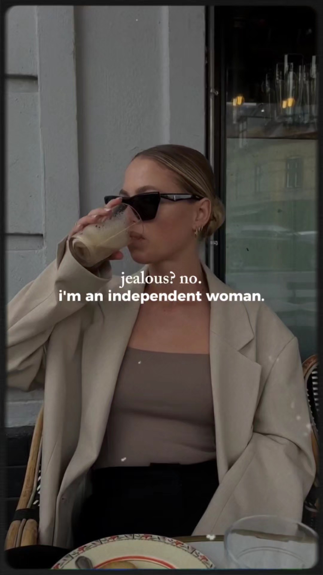 MUJER INDEPENDIENTE