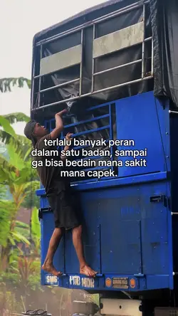 terlalu banyak peran