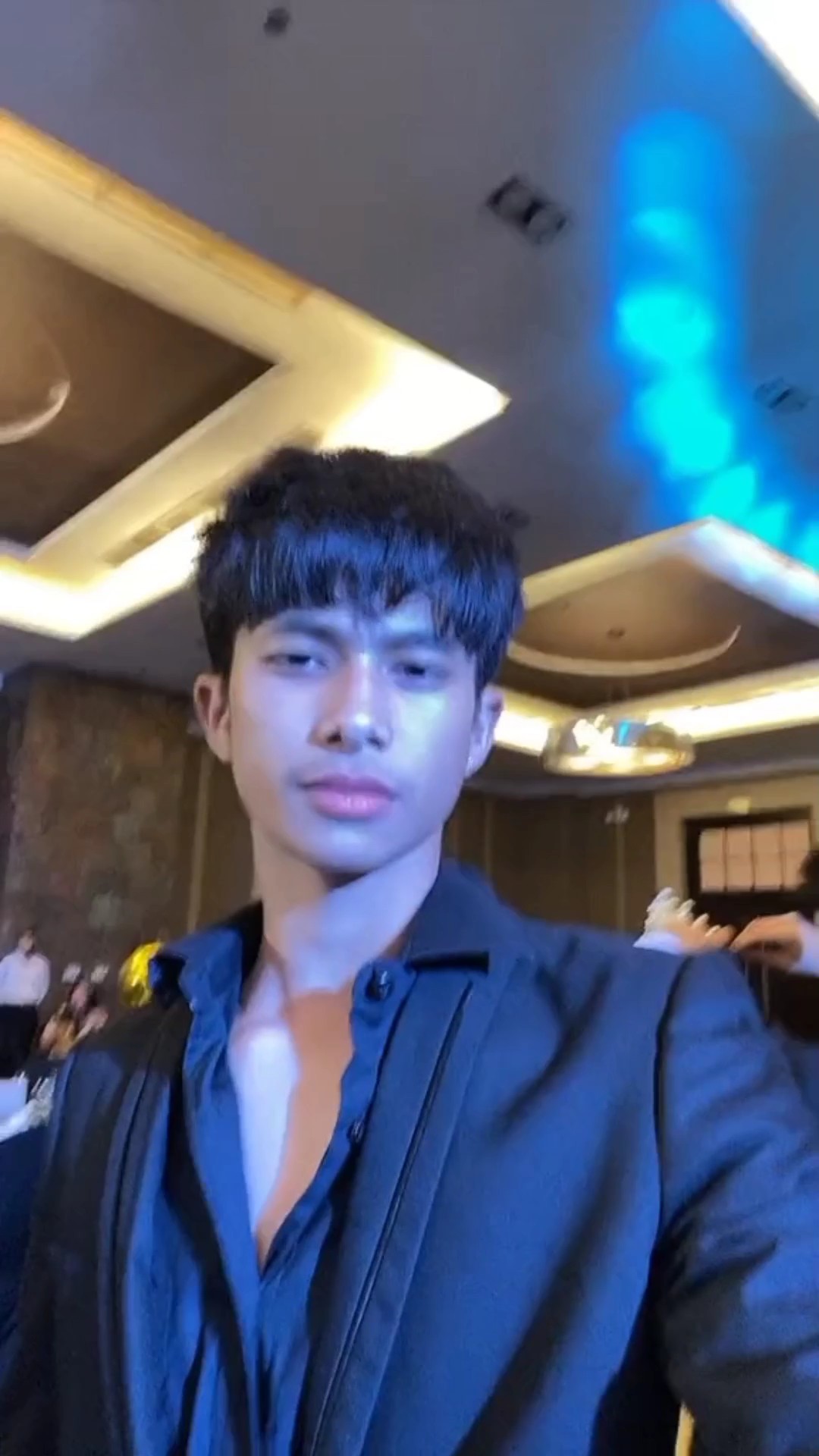 Ngayong gabi 