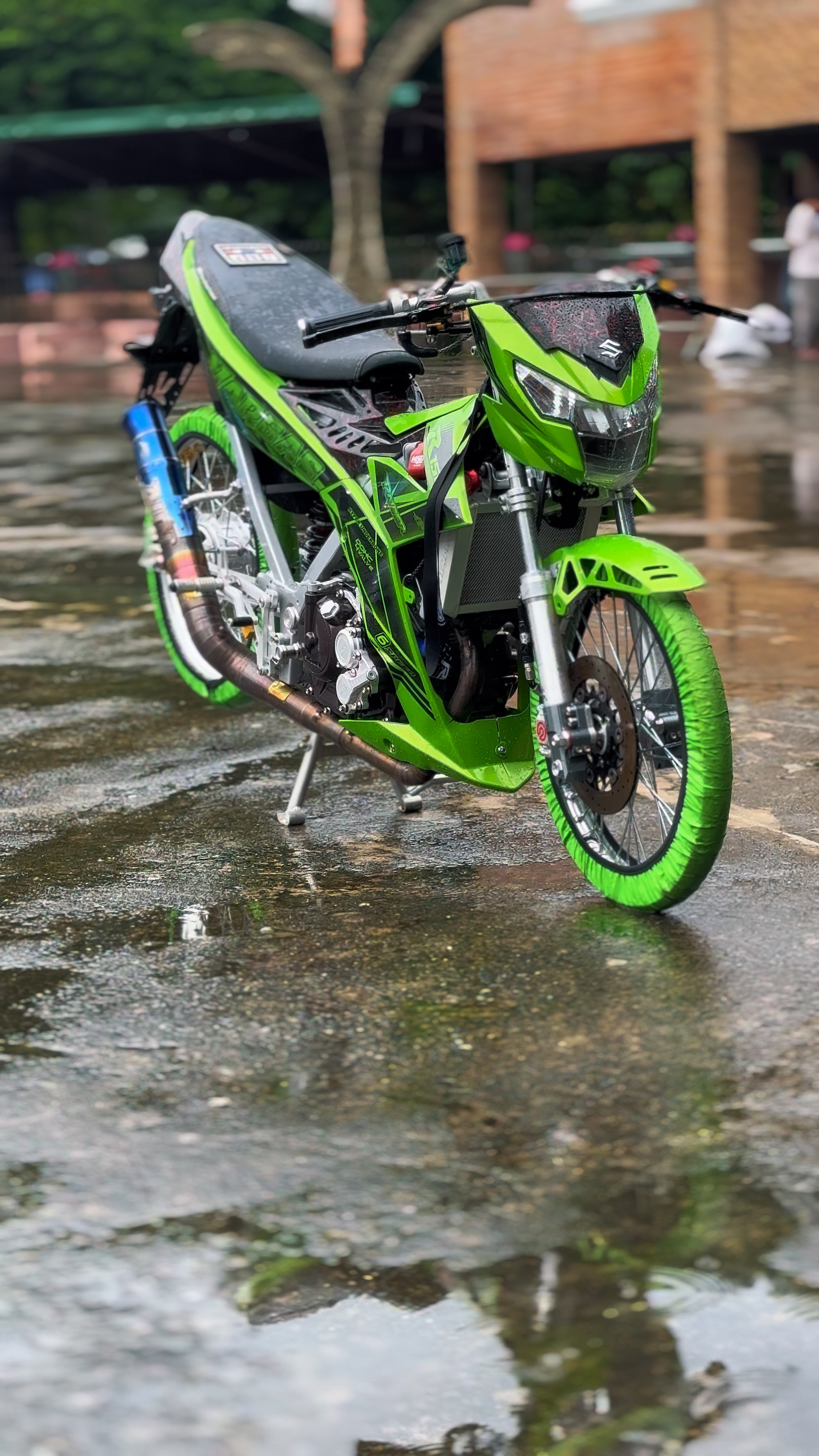 MONTAGE NIYA