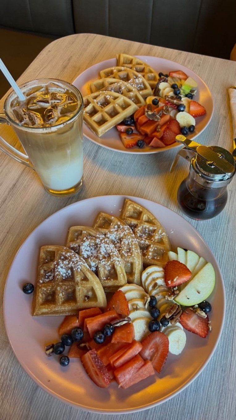 food blogger slowmo