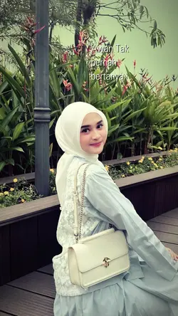 awan tak bertanya