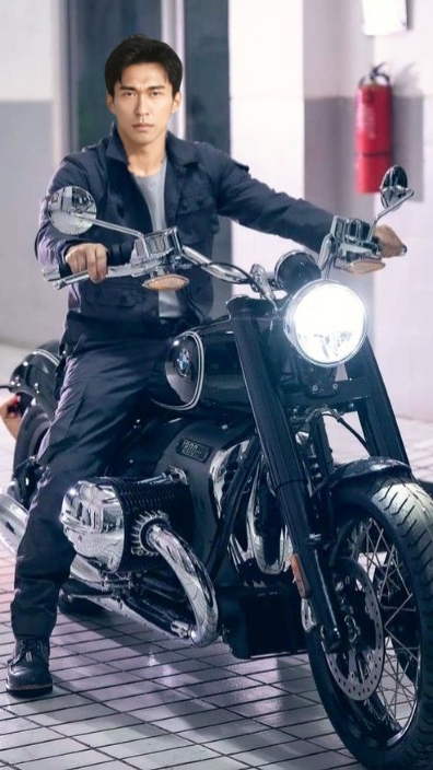 Harley Black
