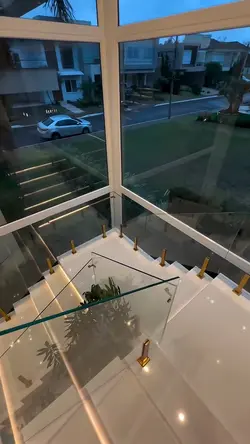 imobiliária house 