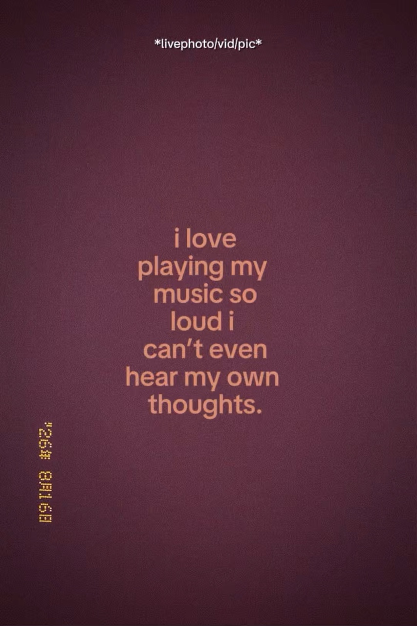  Saya suka bermain musik