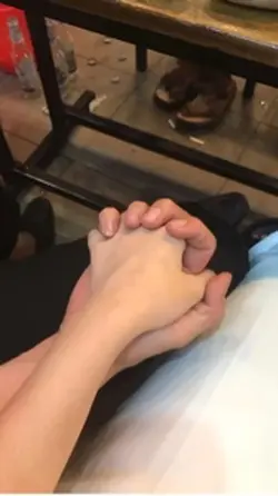 Nắm tay