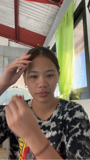 MAKEUP TUTORIAL 