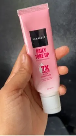 Scarlett tone up