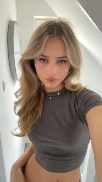 Modelo JJ 1videos 