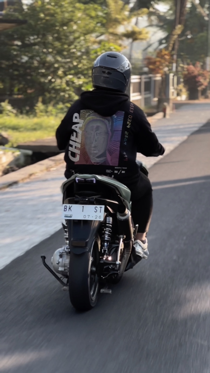 NO LIE SLOWMO