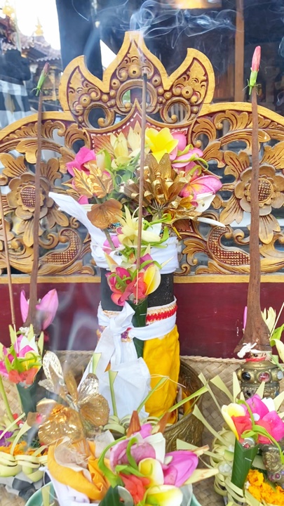 Odalan - Balinese