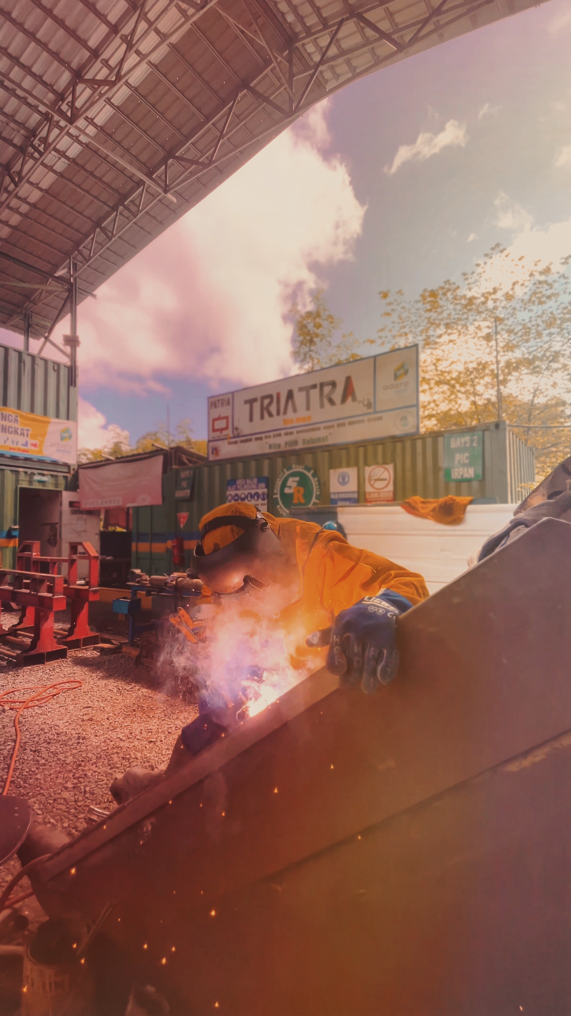 Cinematic Welder
