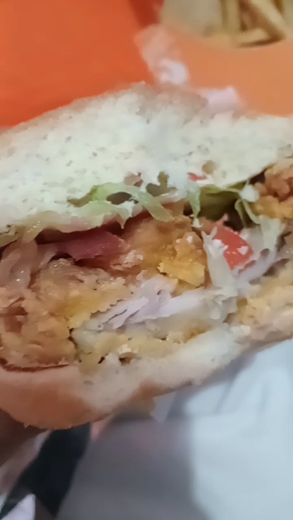 Pollo Sándwich