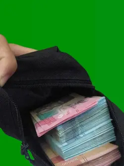 tas full uang