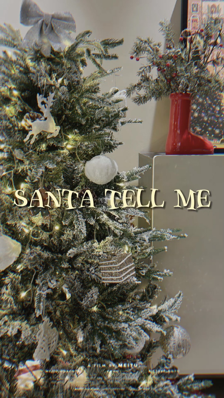 santa tell me