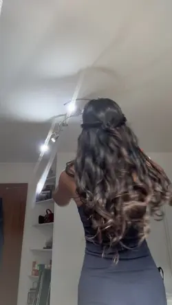 Check my hairrr!