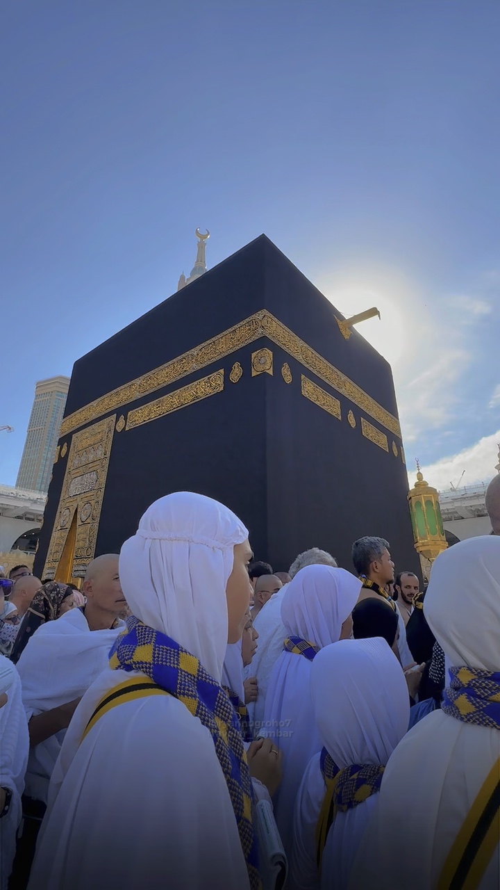 Cinematic makkah