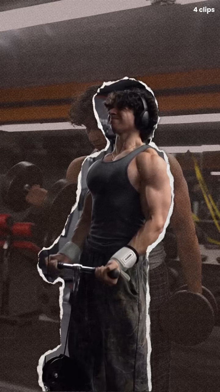 Gym cutout w15