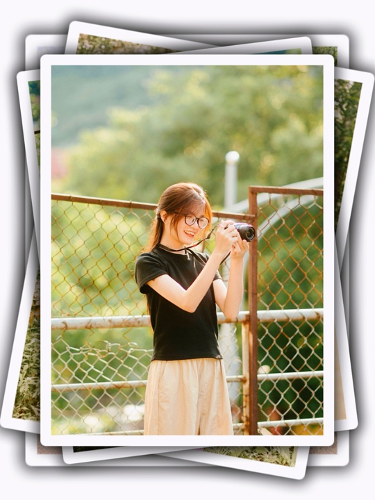 8 Photos Transition
