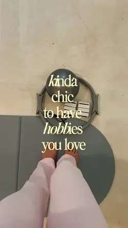 kinda chic