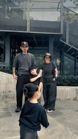 FAMILY-KELUARGA