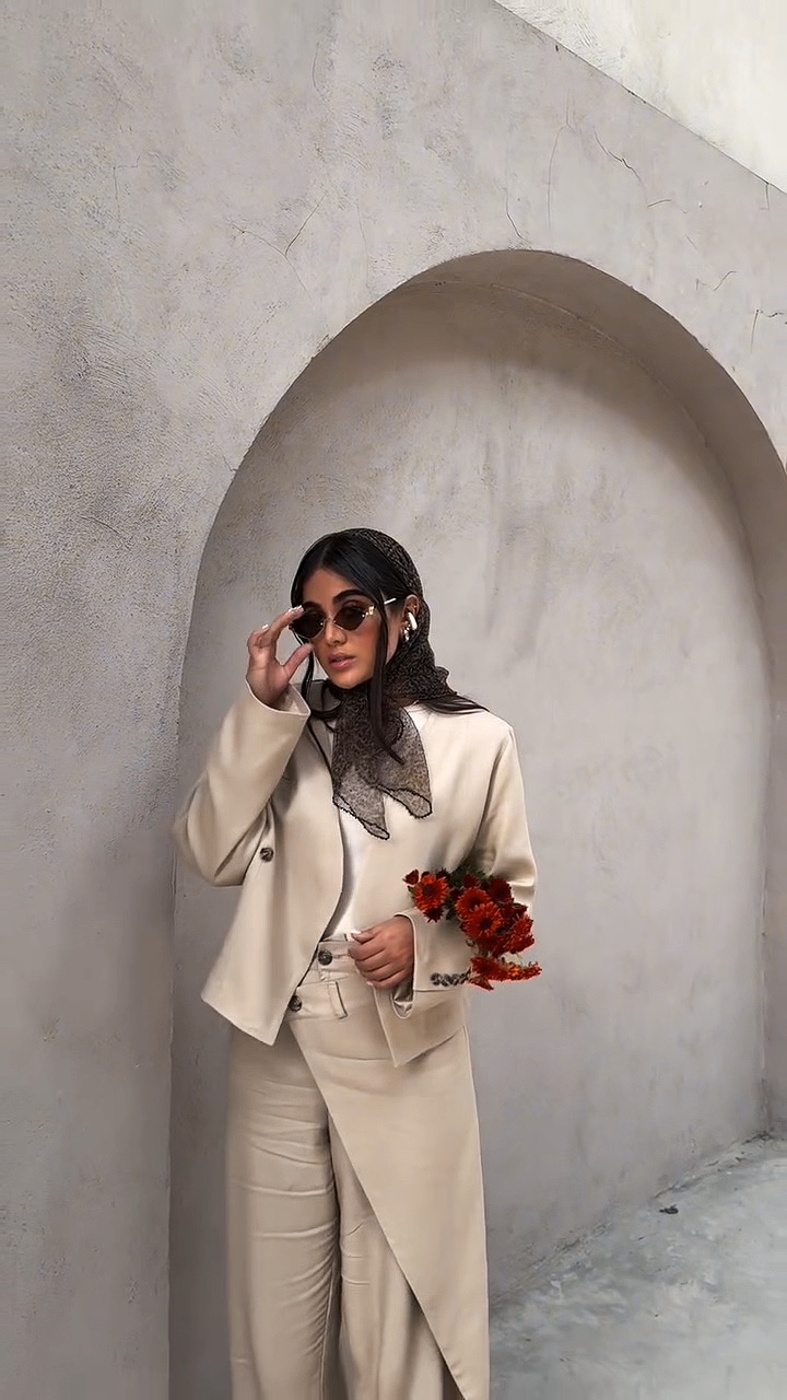 MODEL »ایرانی«🌹🐦‍⬛