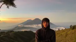 bisingnya dunia